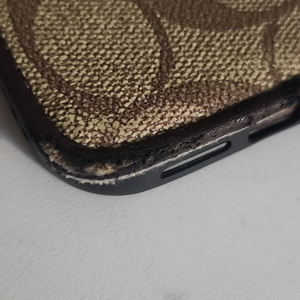 Coach Iphone Case - Picture 7 of 7
